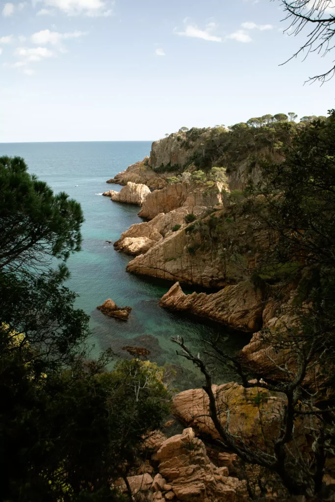 camino-ronda-destinos-vacaciones-desconectar